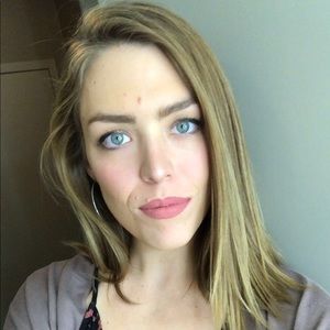 Meet your Posher, Lexi